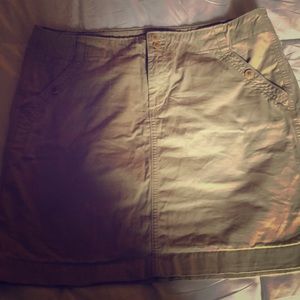 Tommy Hilfiger khaki women’s skirt.